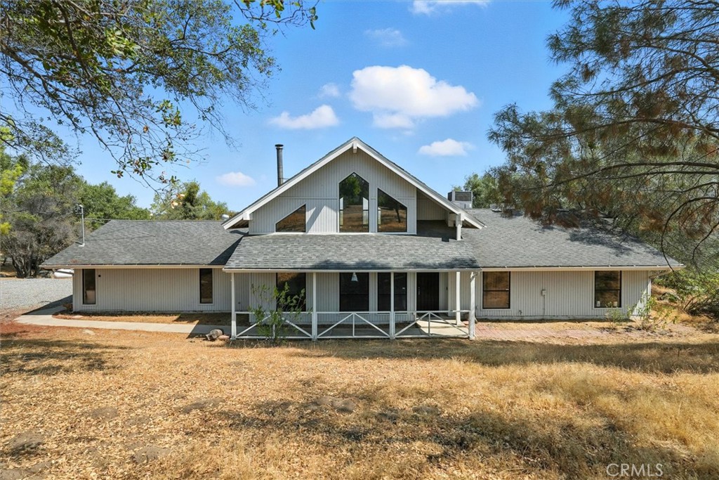 30449 Corral Dr, Coarsegold, CA 93614