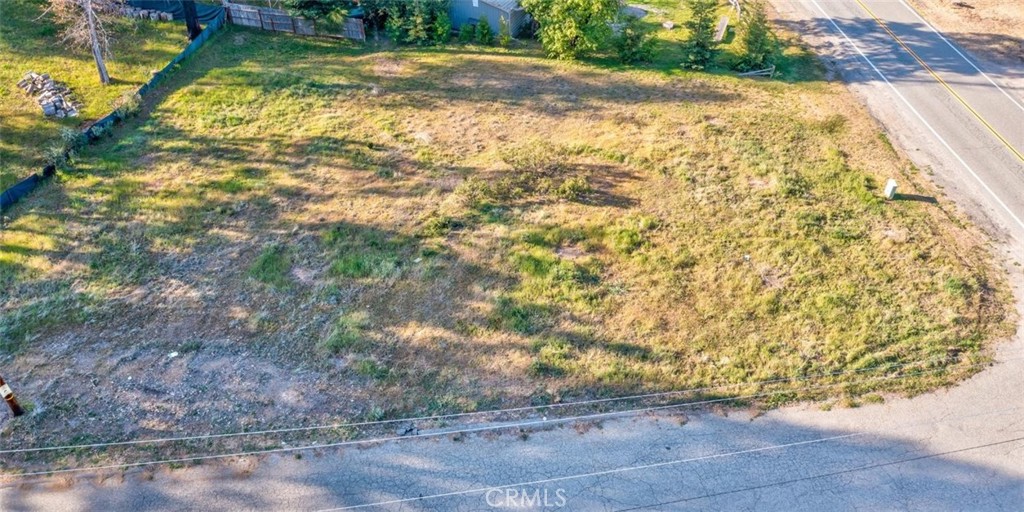 52830 Pine Dr, Oakhurst, CA 93644