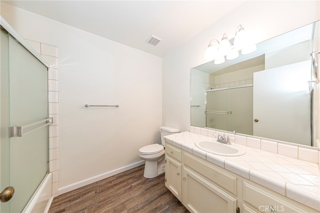 51192 Bon Veu Dr, Oakhurst, CA 93644