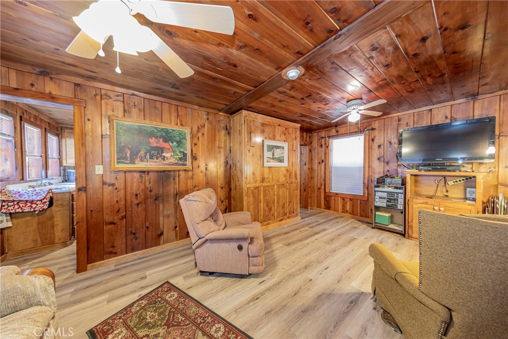 50054 Poplar Rd, Oakhurst, CA 93644