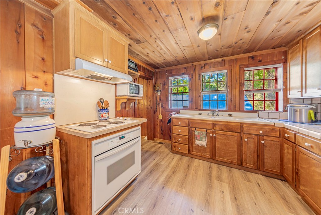 50054 Poplar Rd, Oakhurst, CA 93644