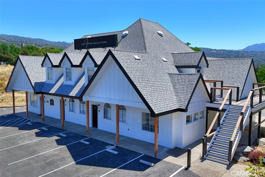 49271 Golden Oak, Oakhurst, CA 93644