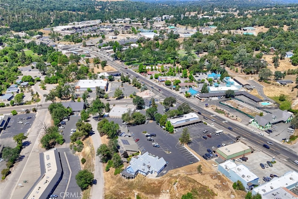 49271 Golden Oak, Oakhurst, CA 93644