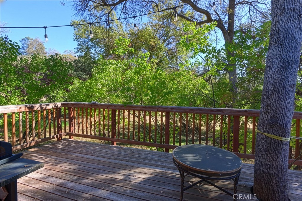 42896 E Country Club Dr, Oakhurst, CA 93644