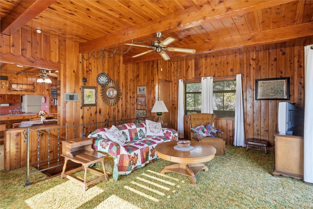 50015 Lilac Ln, Oakhurst, CA 93644