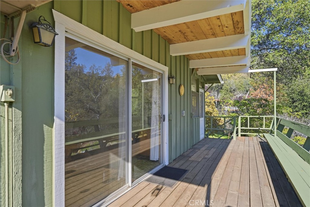 50015 Lilac Ln, Oakhurst, CA 93644