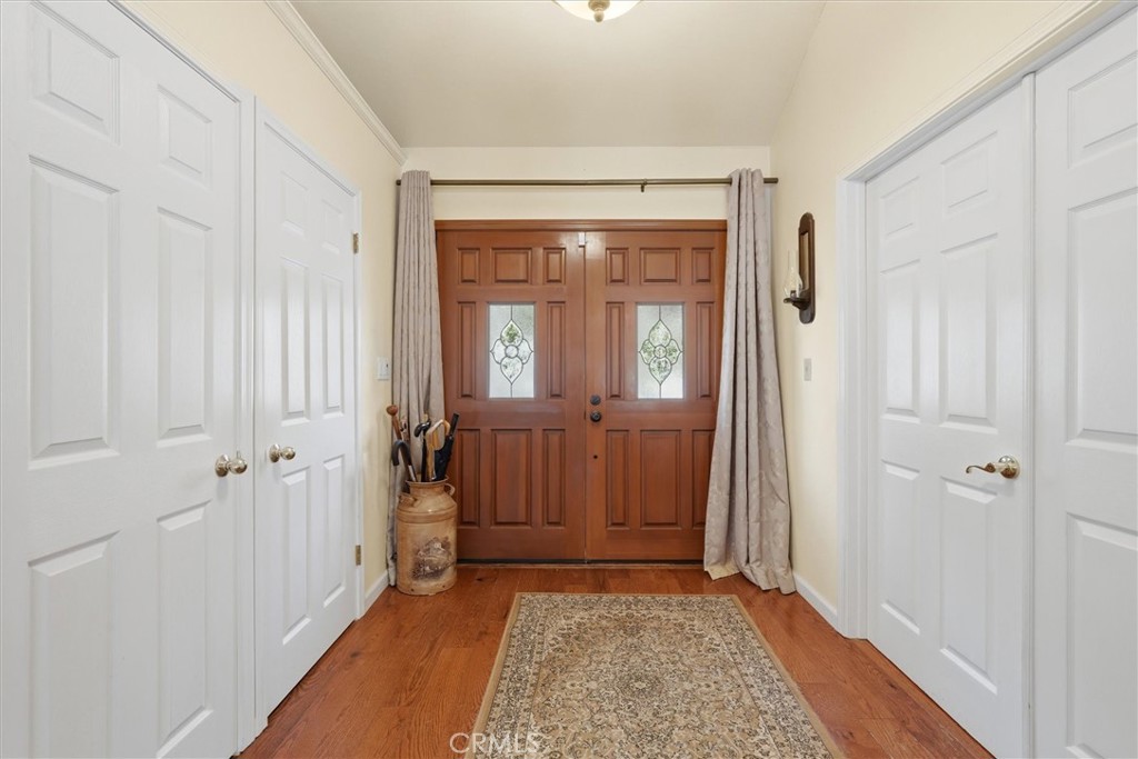 39309 Forest Park Ln, Oakhurst, CA 93644