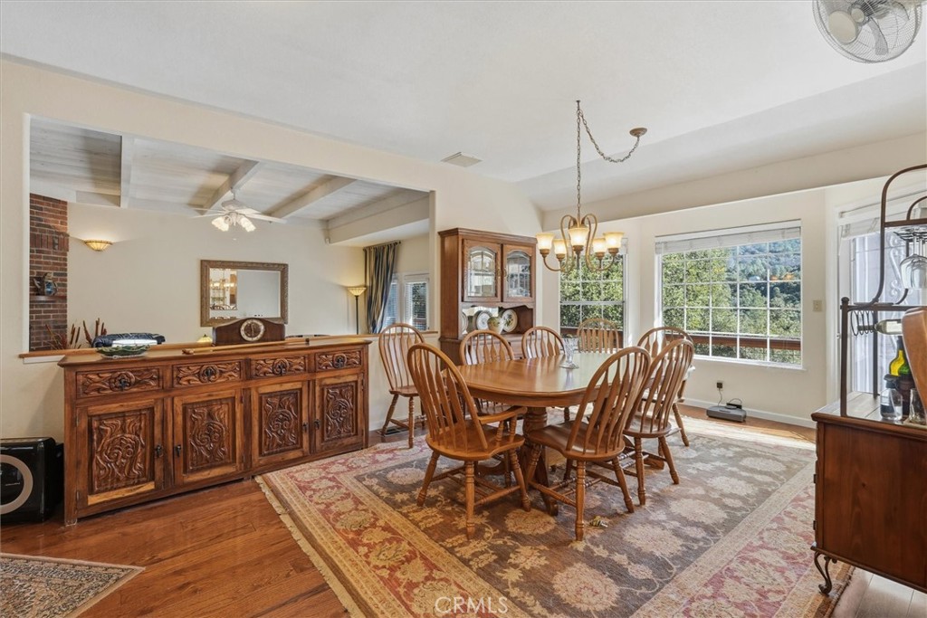 39309 Forest Park Ln, Oakhurst, CA 93644