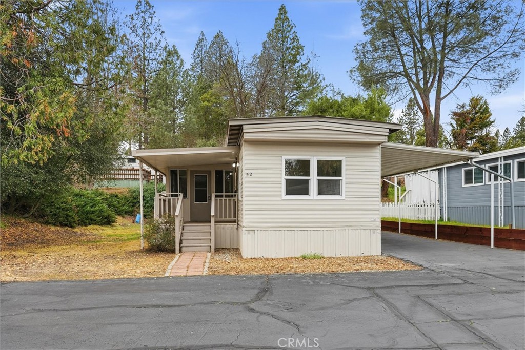 39678 Road 425B #52, Oakhurst, CA 93644