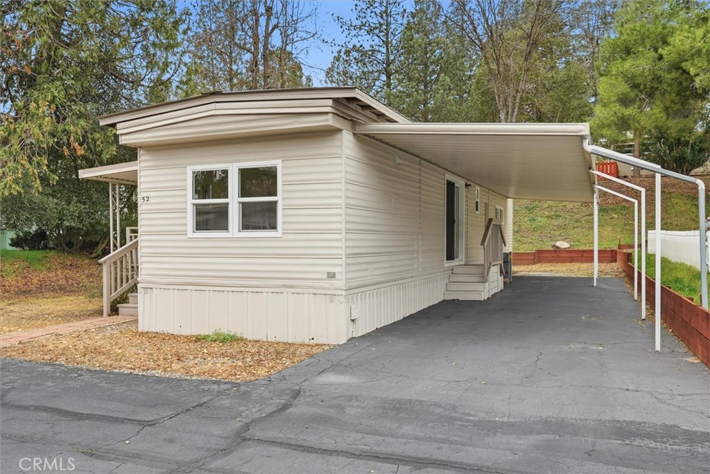 39678 Road 425B #52, Oakhurst, CA 93644