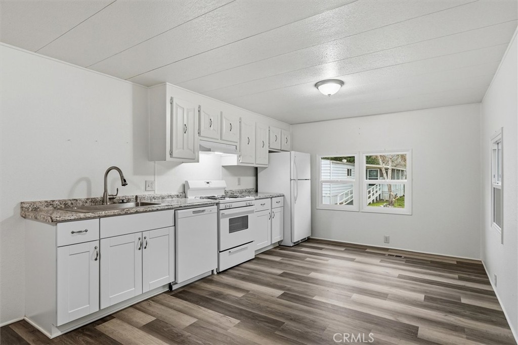 39678 Road 425B #52, Oakhurst, CA 93644