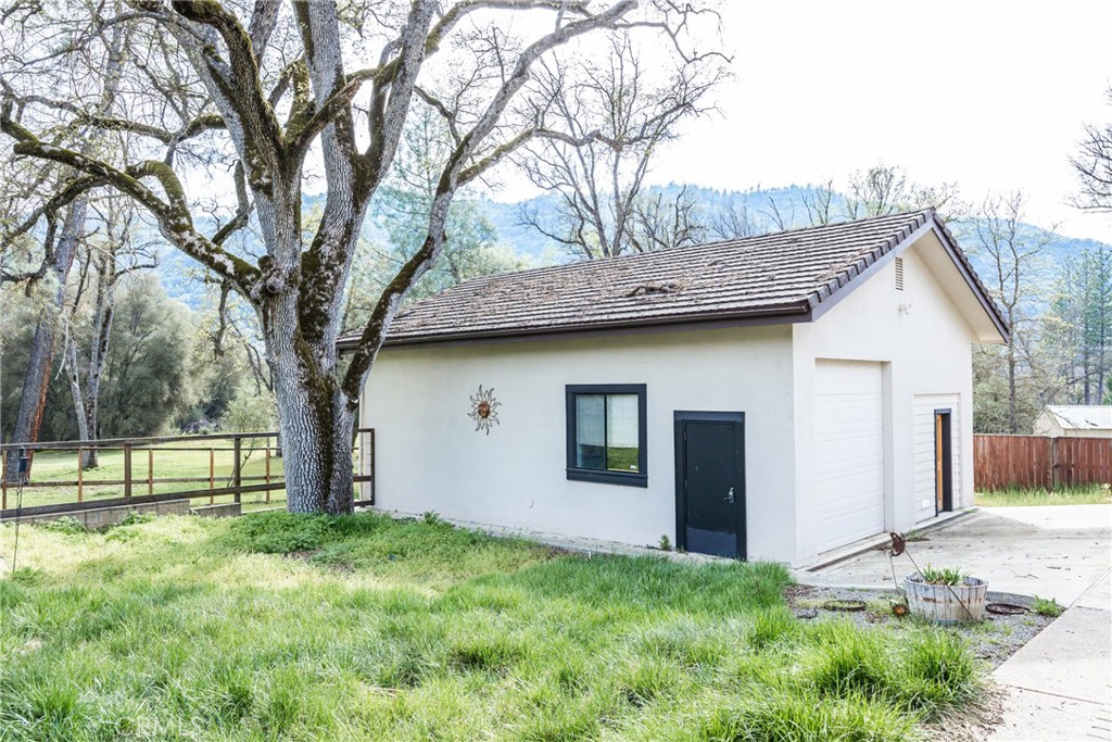 45344 S Oakview, Oakhurst, CA 93644