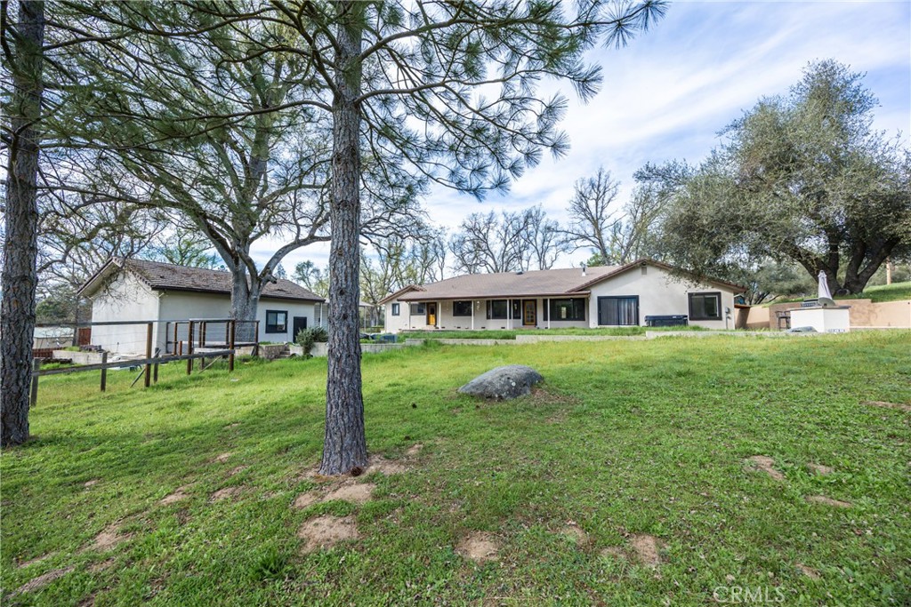 45344 S Oakview, Oakhurst, CA 93644