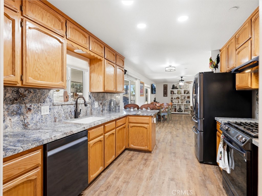 30491 Sentinel Dr, Coarsegold, CA 93614