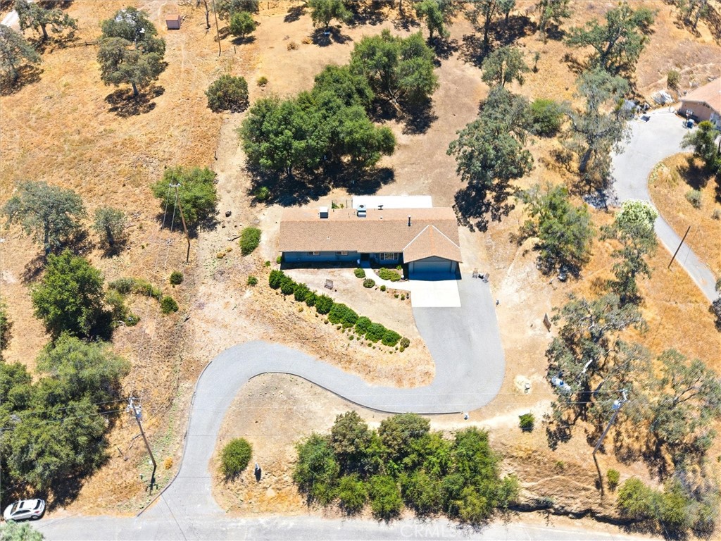 30491 Sentinel Dr, Coarsegold, CA 93614