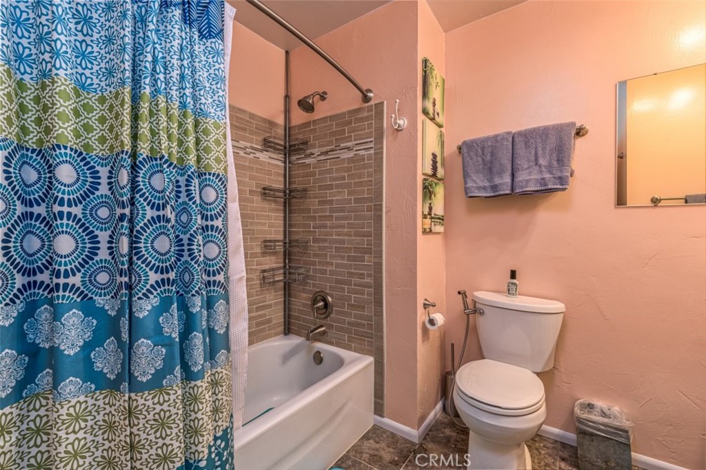 45221 Big Oak Ln, Oakhurst, CA 93644