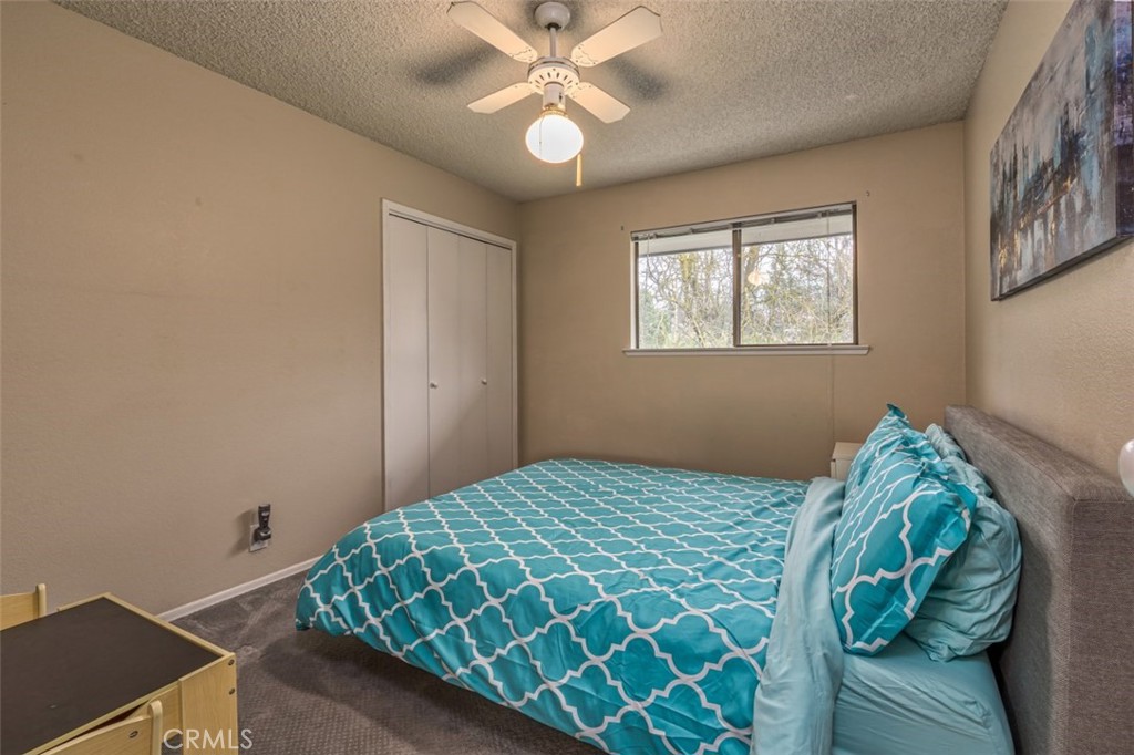 45221 Big Oak Ln, Oakhurst, CA 93644