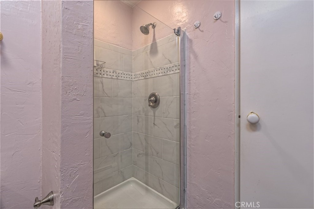 45221 Big Oak Ln, Oakhurst, CA 93644