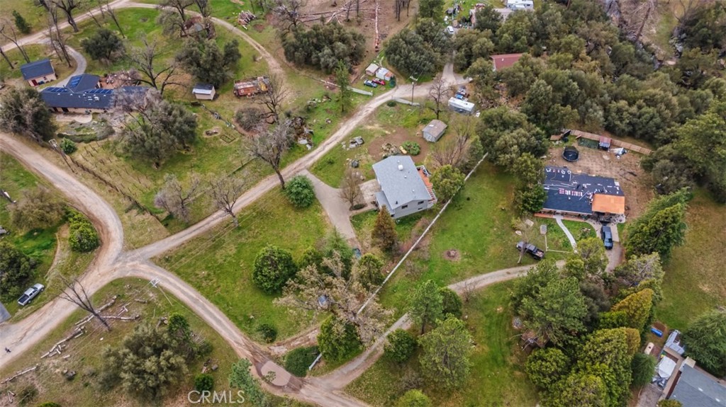 45221 Big Oak Ln, Oakhurst, CA 93644