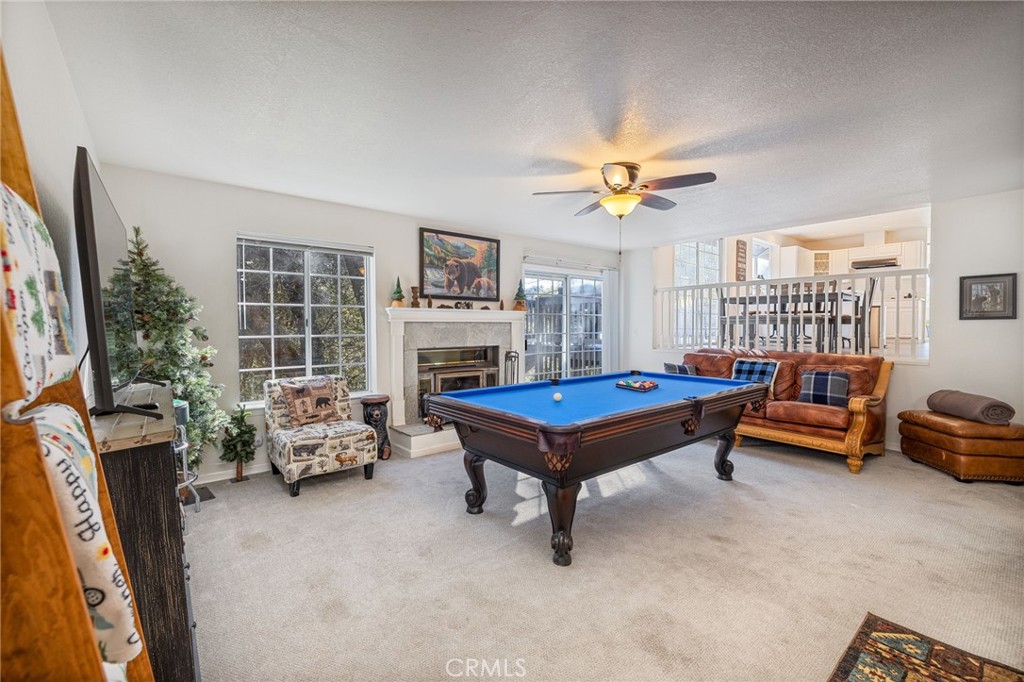 39301 Moonray Ln, Oakhurst, CA 93644