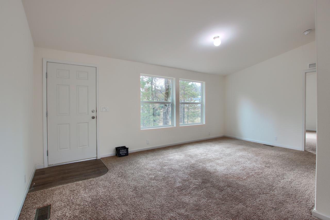 43555 hwy 41 #54, Oakhurst, CA 93644