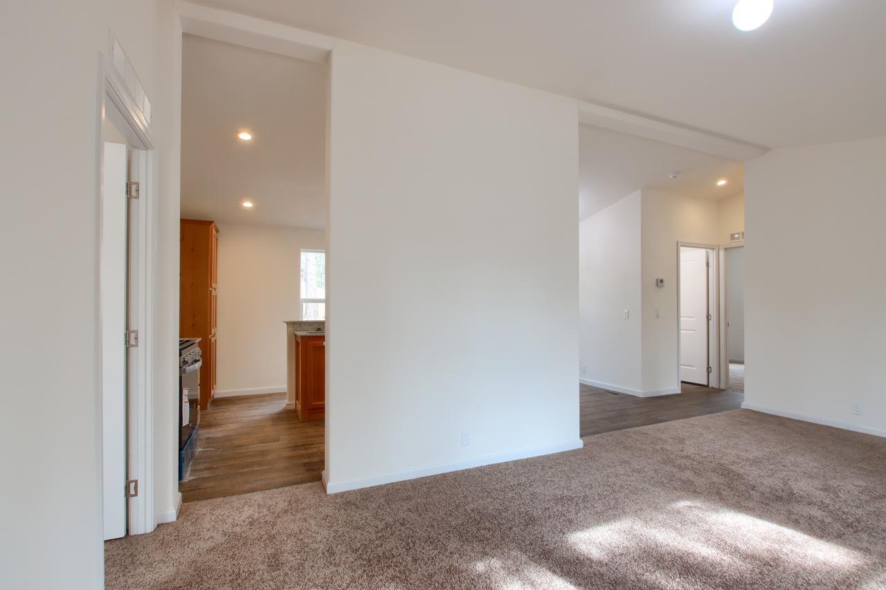 43555 hwy 41 #54, Oakhurst, CA 93644