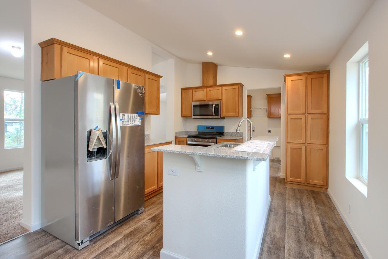 43555 hwy 41 #54, Oakhurst, CA 93644