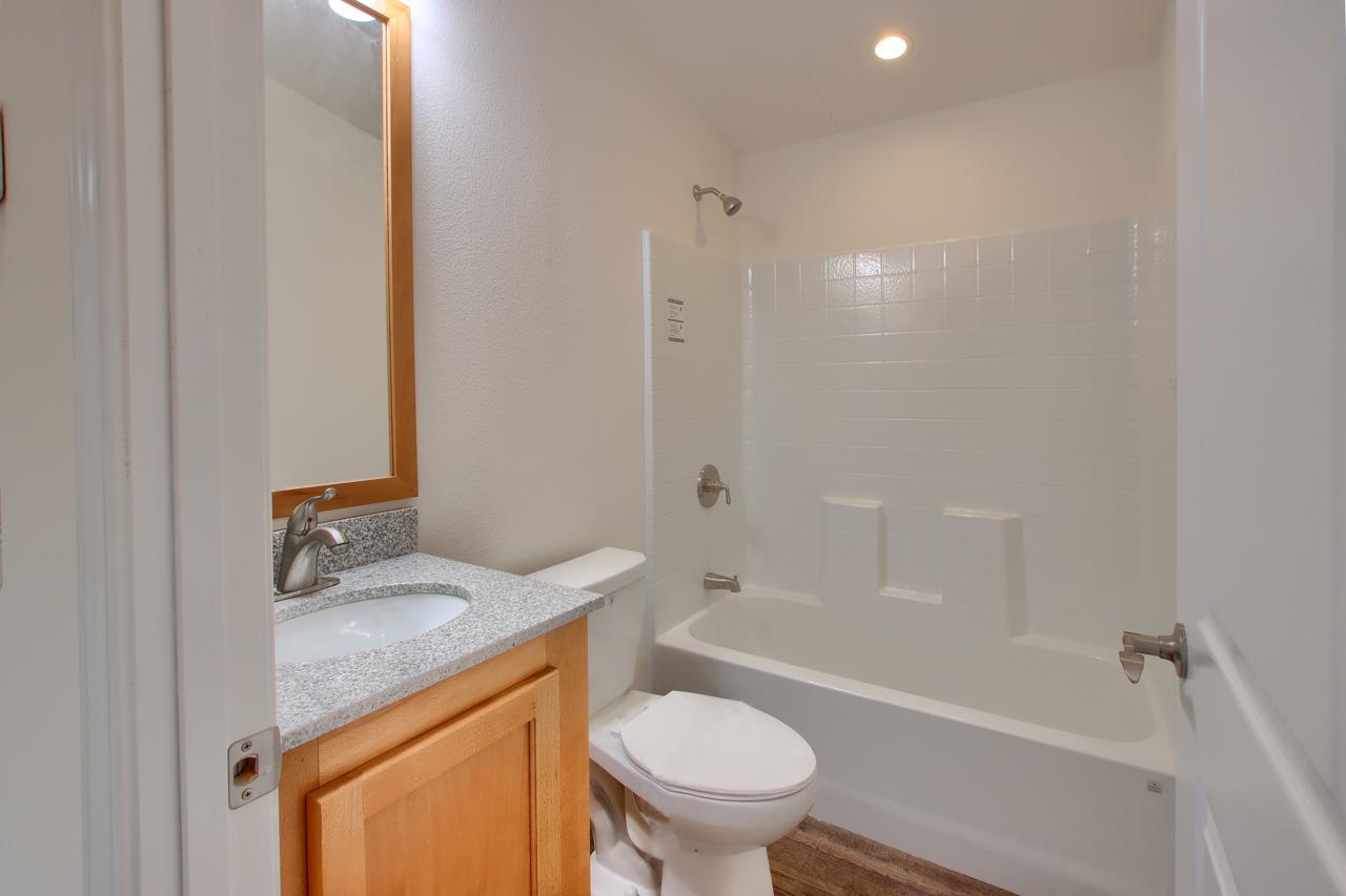 43555 hwy 41 #54, Oakhurst, CA 93644