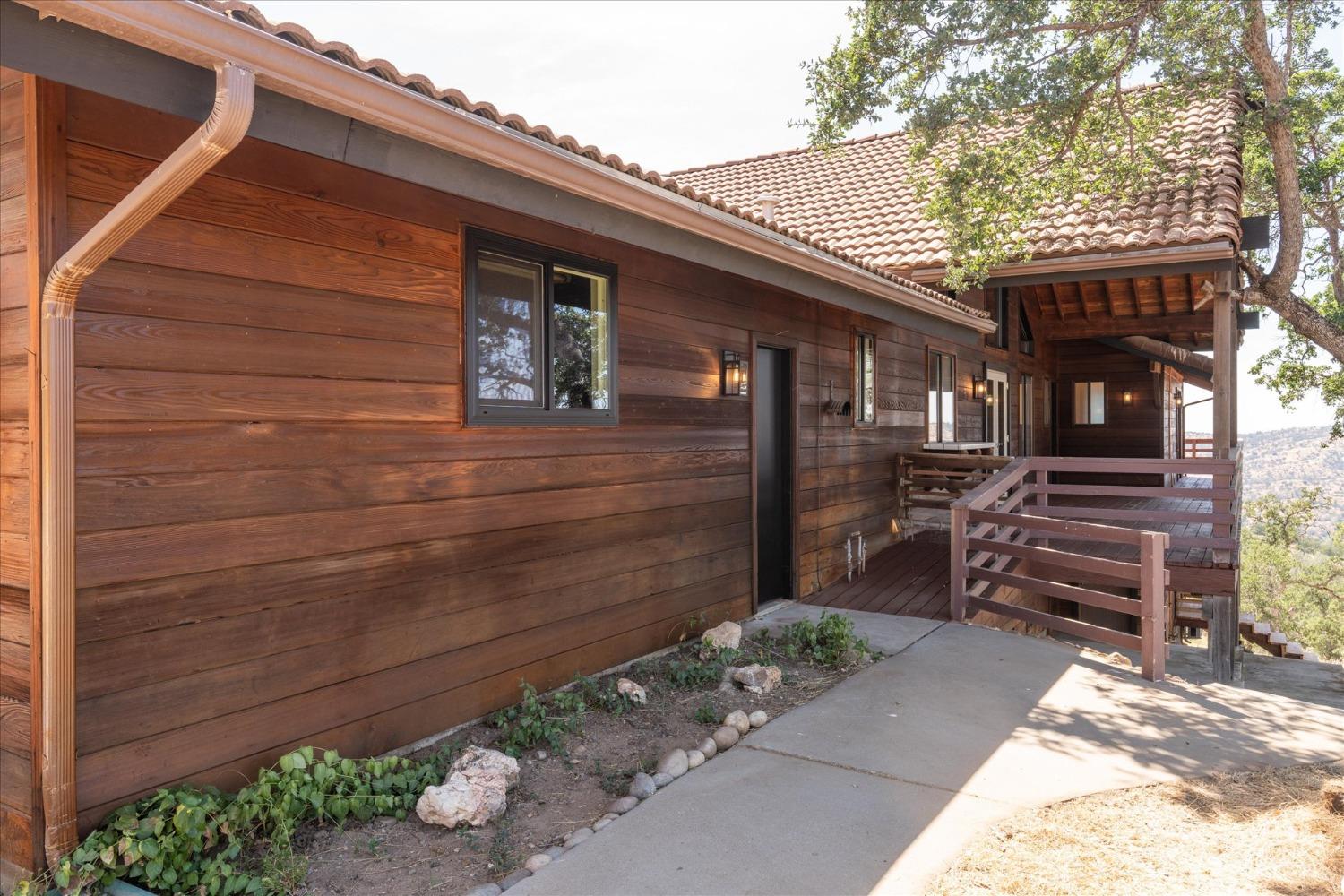 41345 Lilley Mountain Dr, Coarsegold, CA 93614