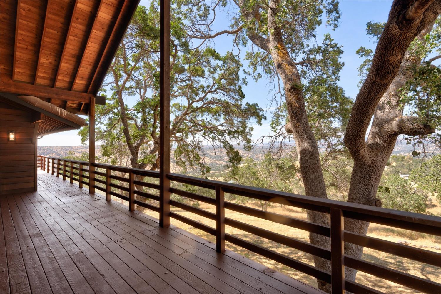 41345 Lilley Mountain Dr, Coarsegold, CA 93614