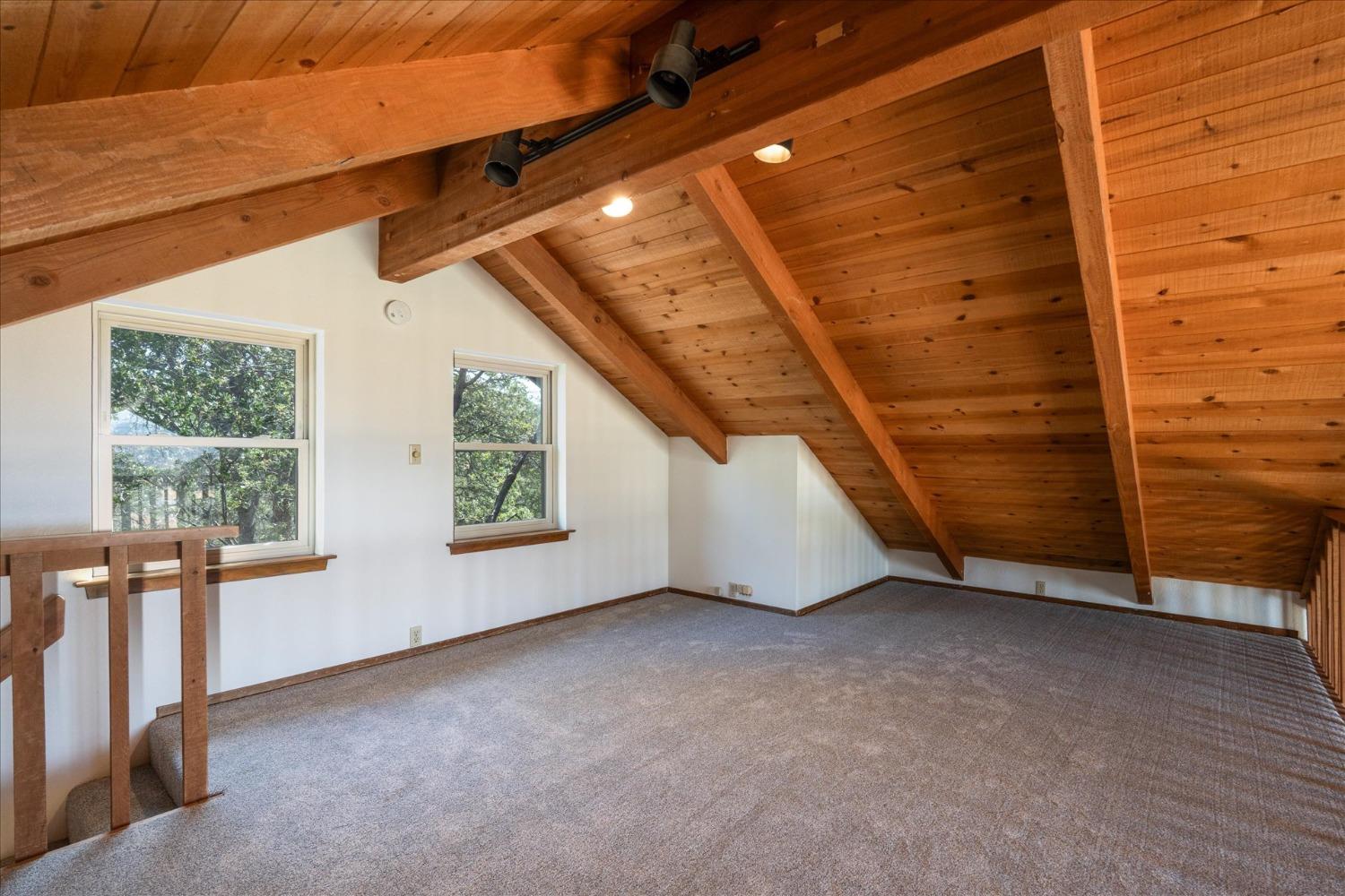 41345 Lilley Mountain Dr, Coarsegold, CA 93614