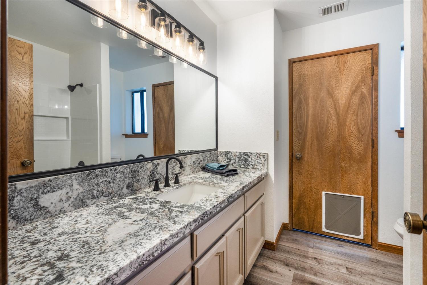 41345 Lilley Mountain Dr, Coarsegold, CA 93614