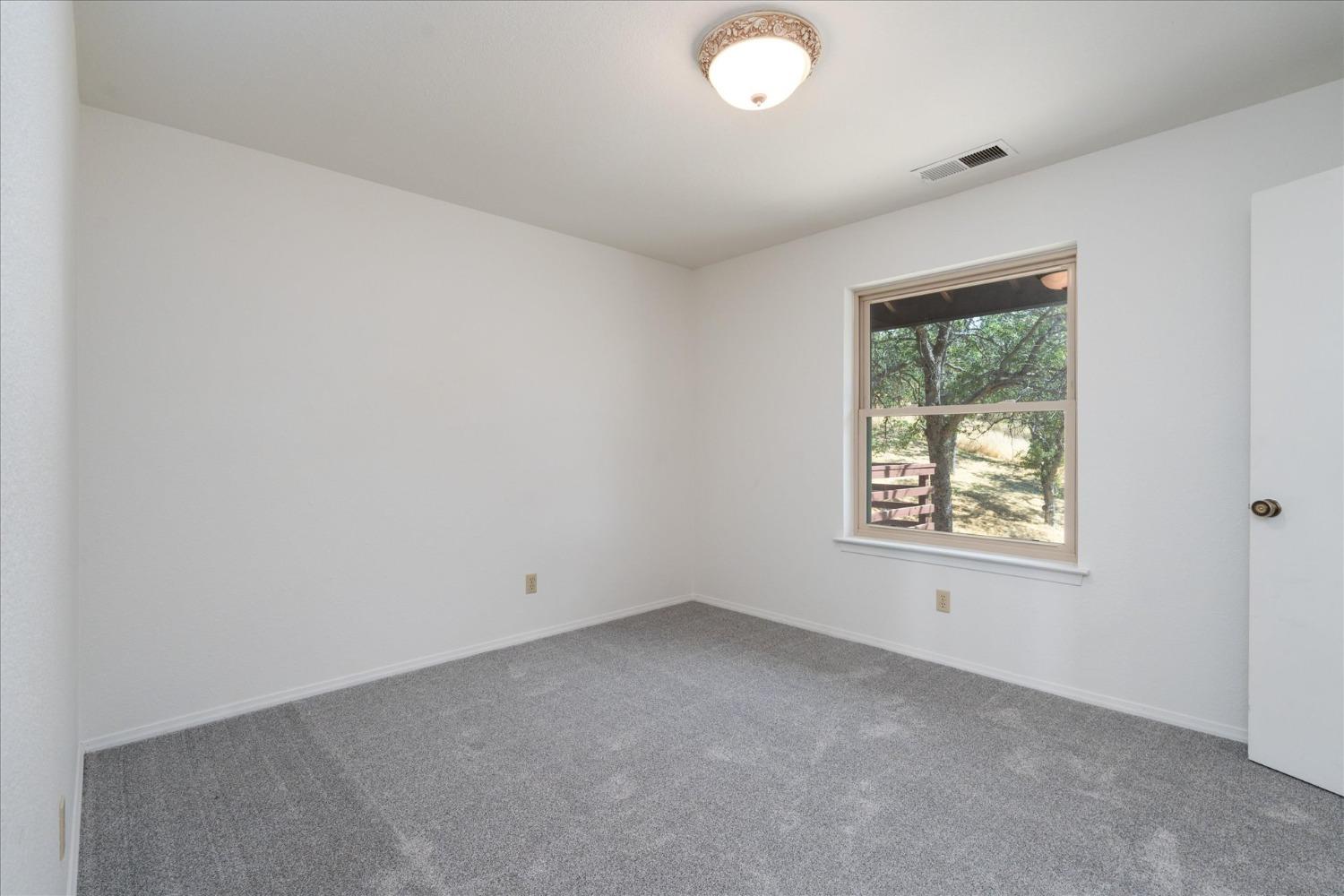 41345 Lilley Mountain Dr, Coarsegold, CA 93614