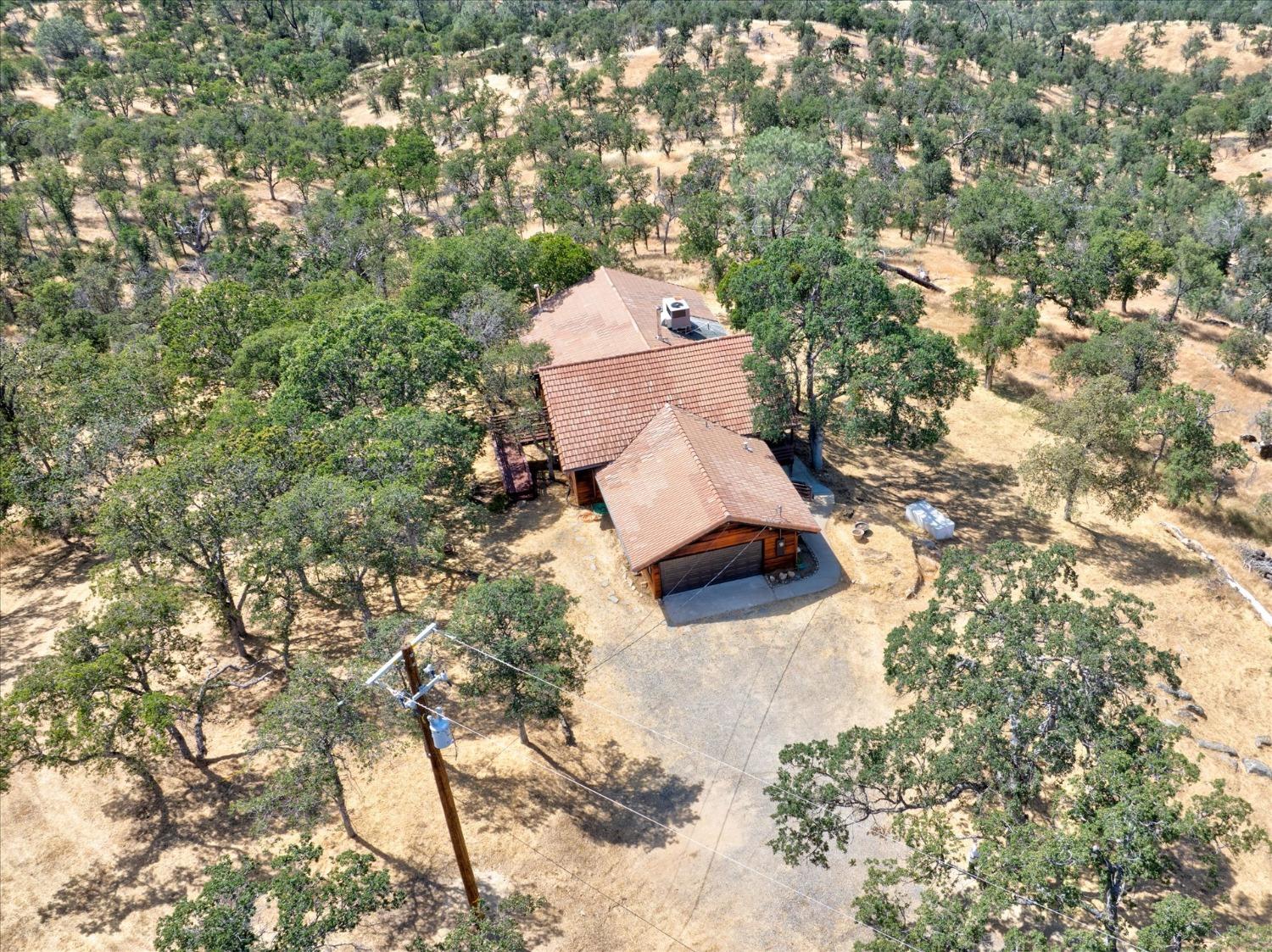 41345 Lilley Mountain Dr, Coarsegold, CA 93614