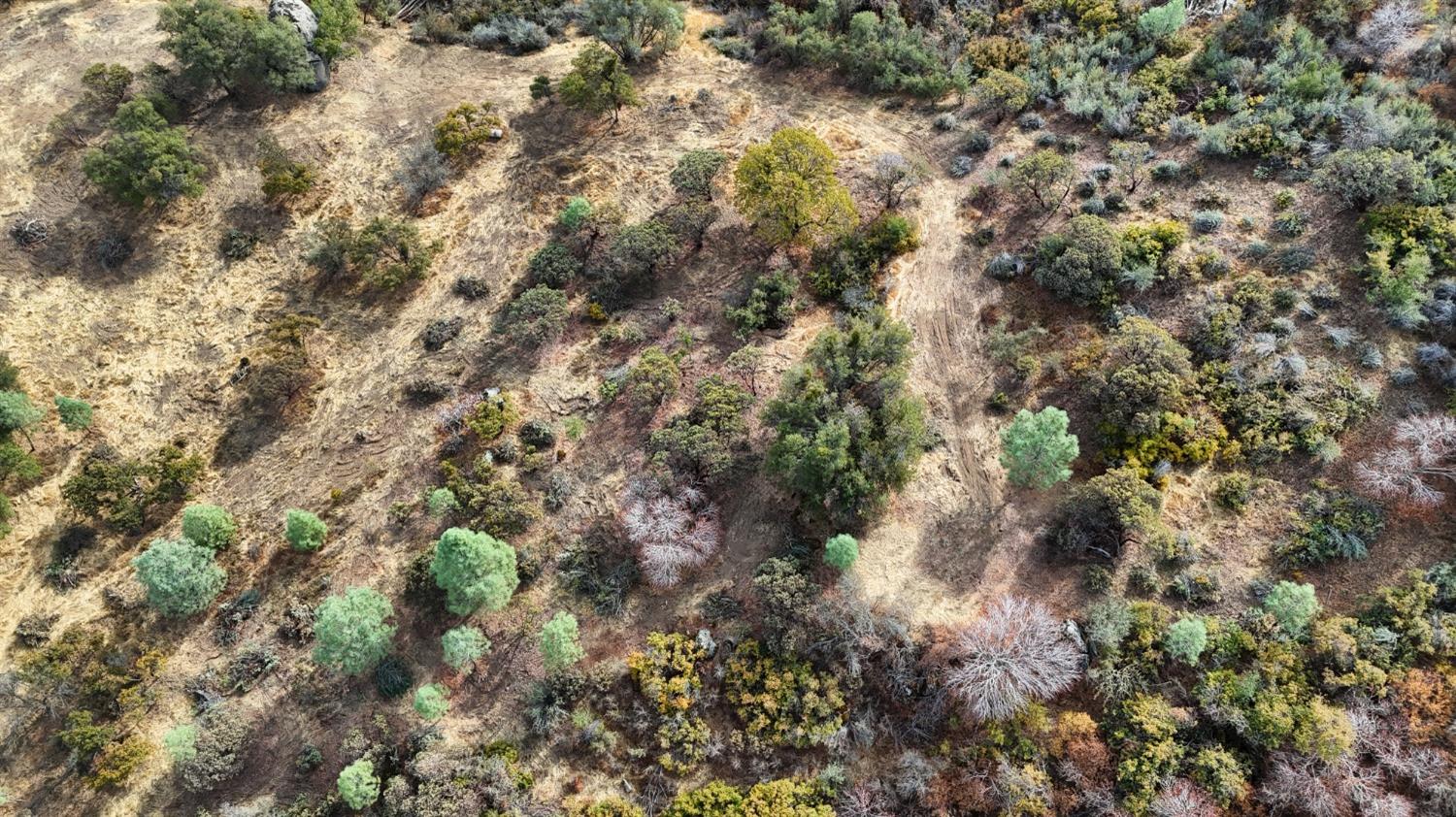 2 Stillmeadow Lane, Oakhurst, CA 93644