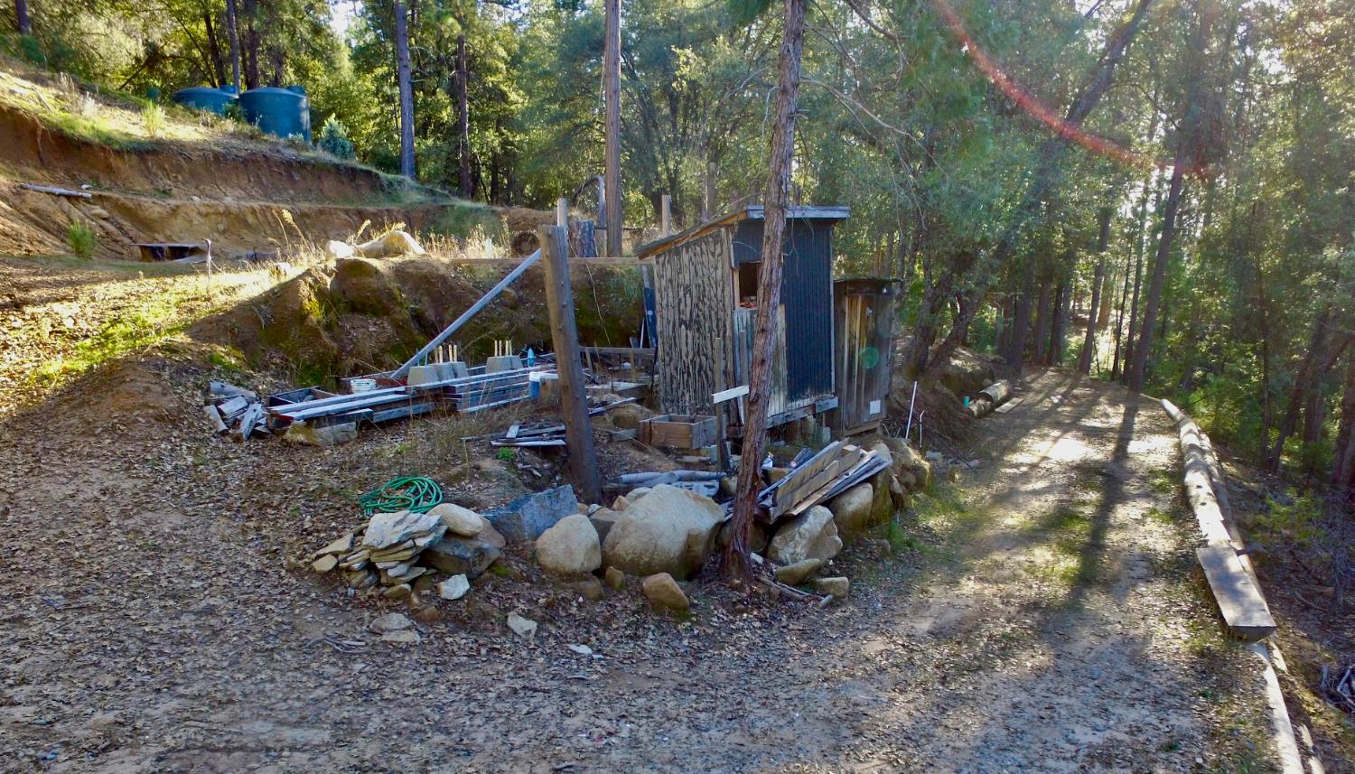 50963 Chu Ranch Rd, Oakhurst, CA 93644