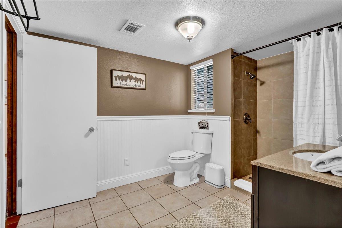 42939 Scenic Dr, Oakhurst, CA 93644