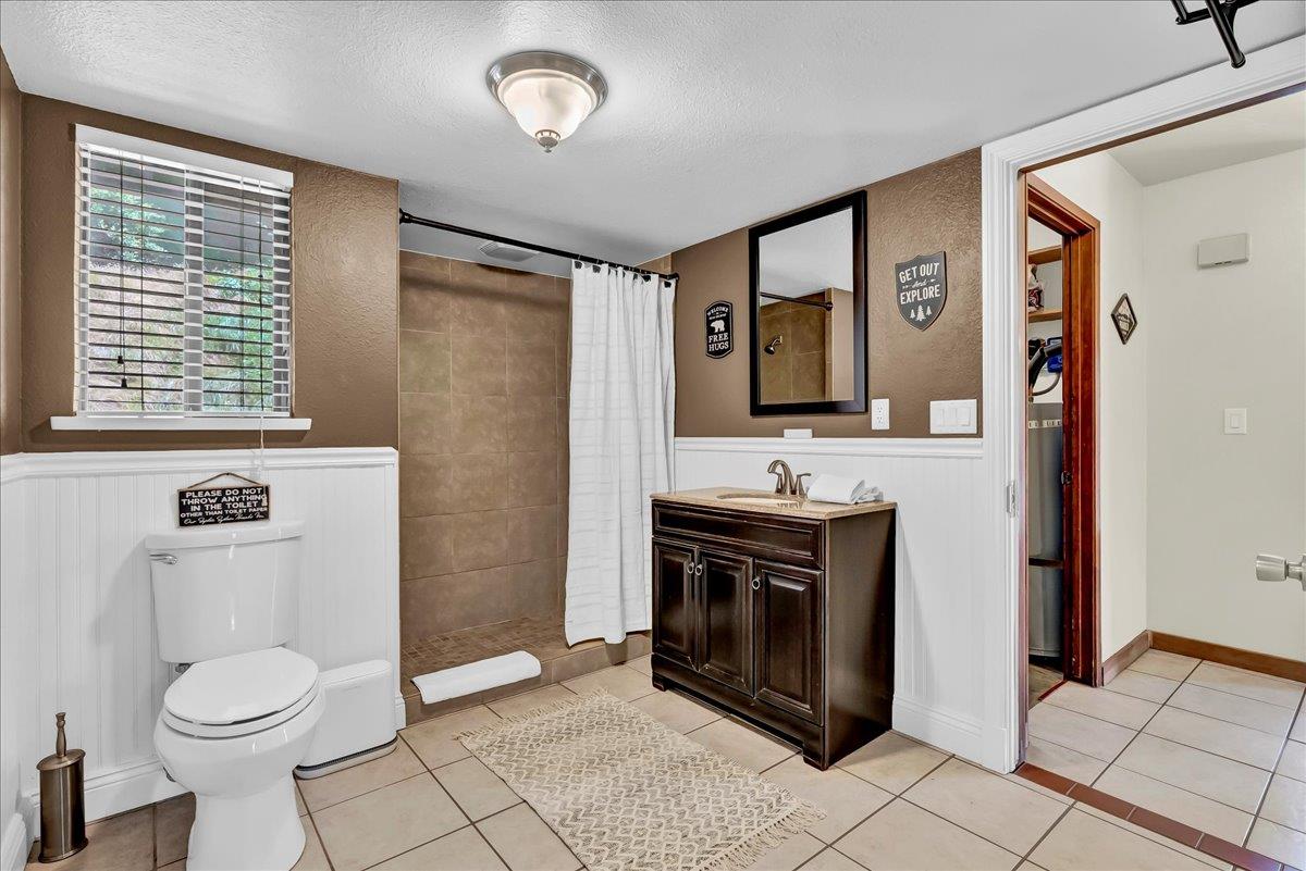 42939 Scenic Dr, Oakhurst, CA 93644