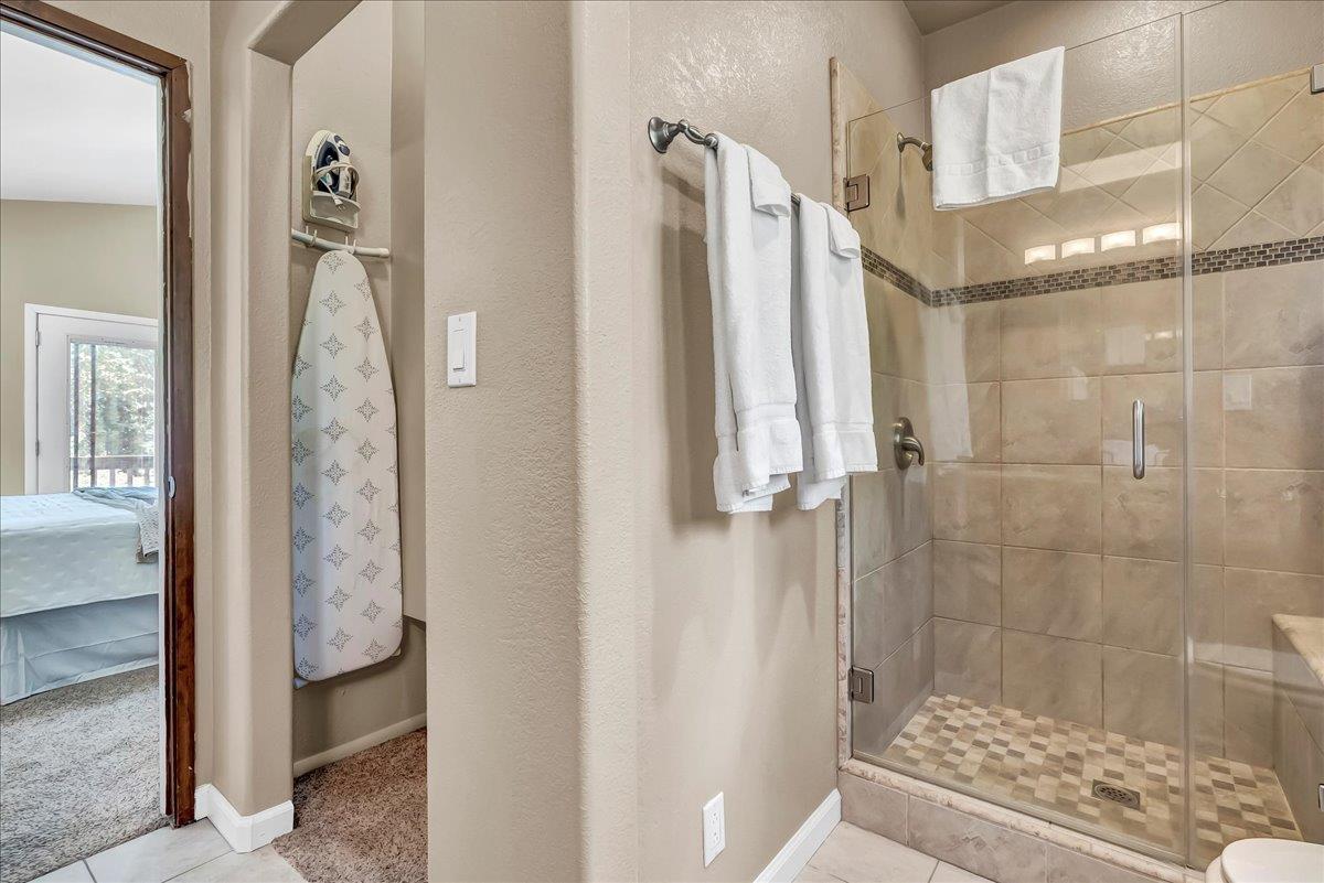 42939 Scenic Dr, Oakhurst, CA 93644