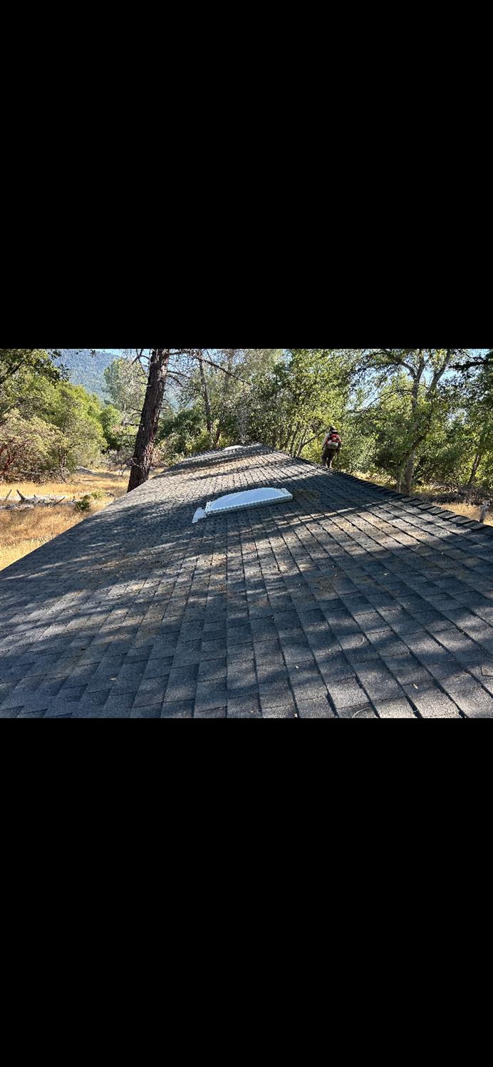 51668 Courtney Ln, Oakhurst, CA 93644