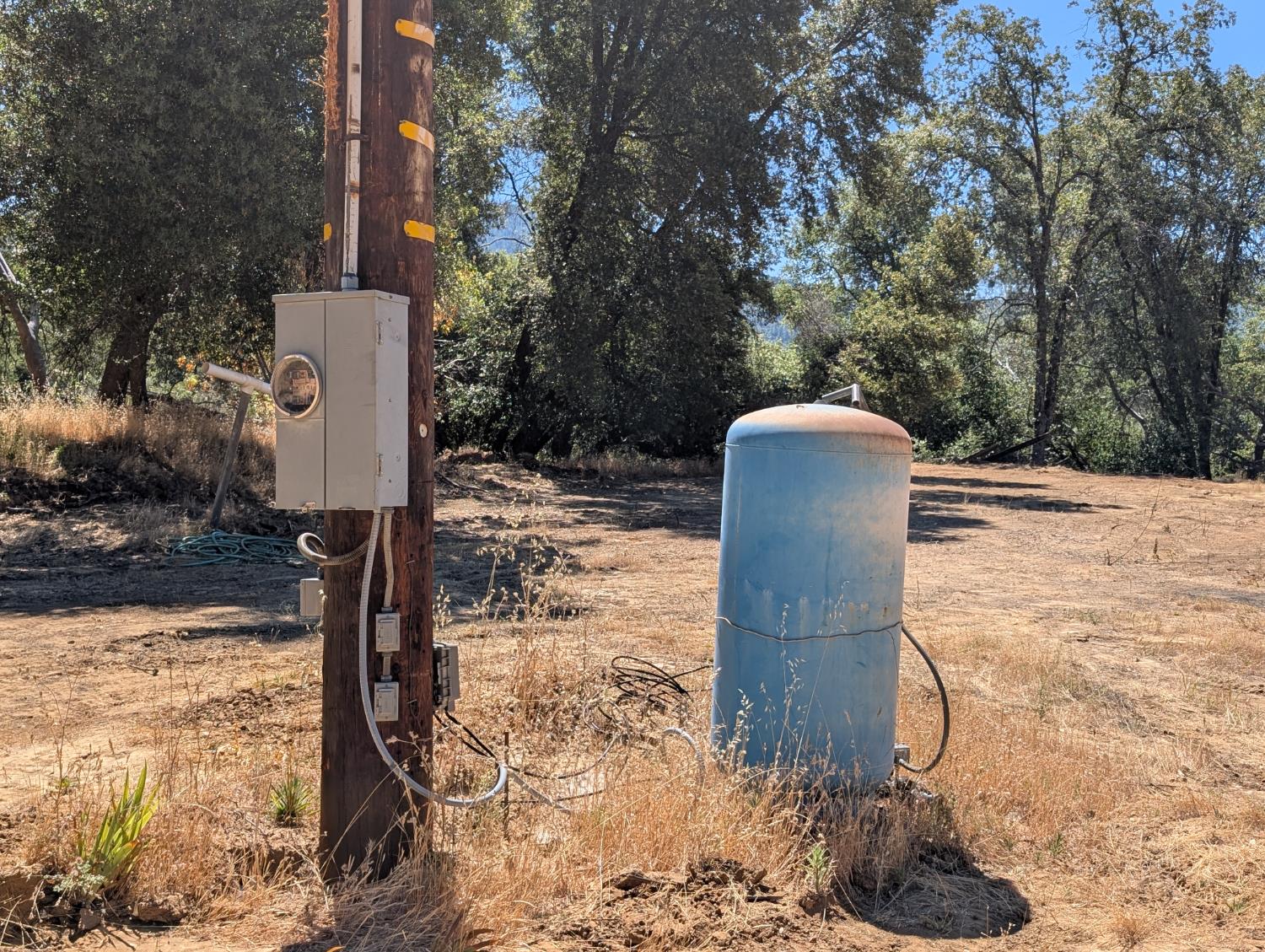 51668 Courtney Ln, Oakhurst, CA 93644