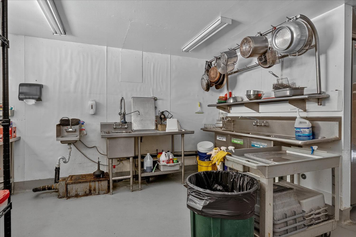 42155 Highway 41, Oakhurst, CA 93644