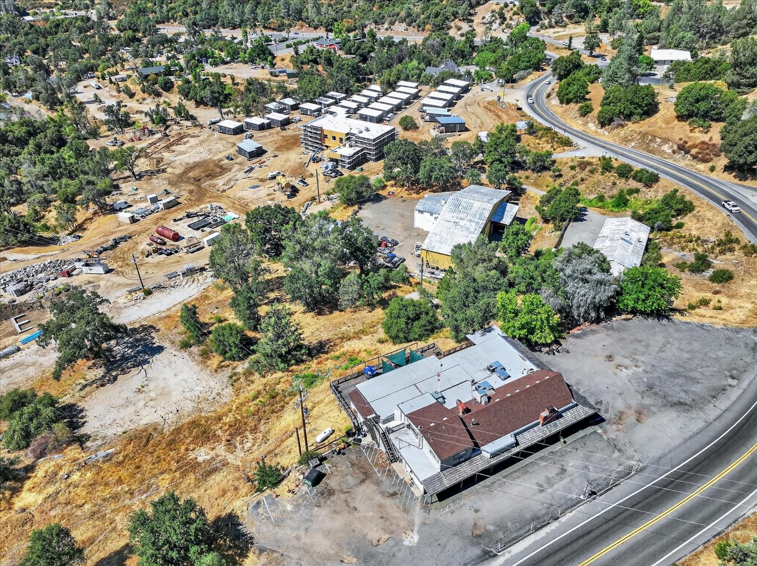 42155 Highway 41, Oakhurst, CA 93644