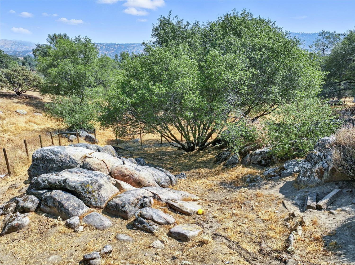 30449 Corral Dr, Coarsegold, CA 93614