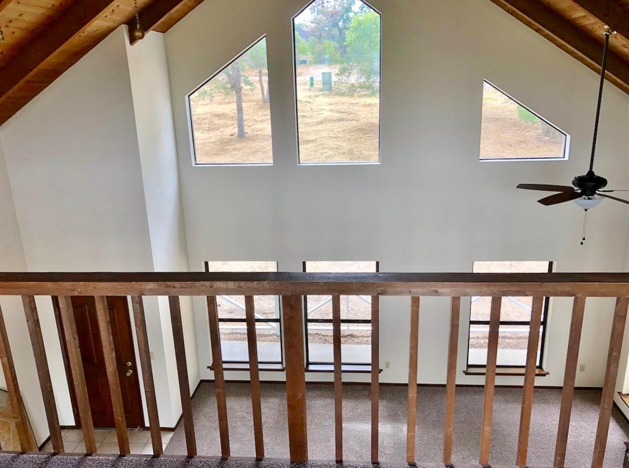 30449 Corral Dr, Coarsegold, CA 93614