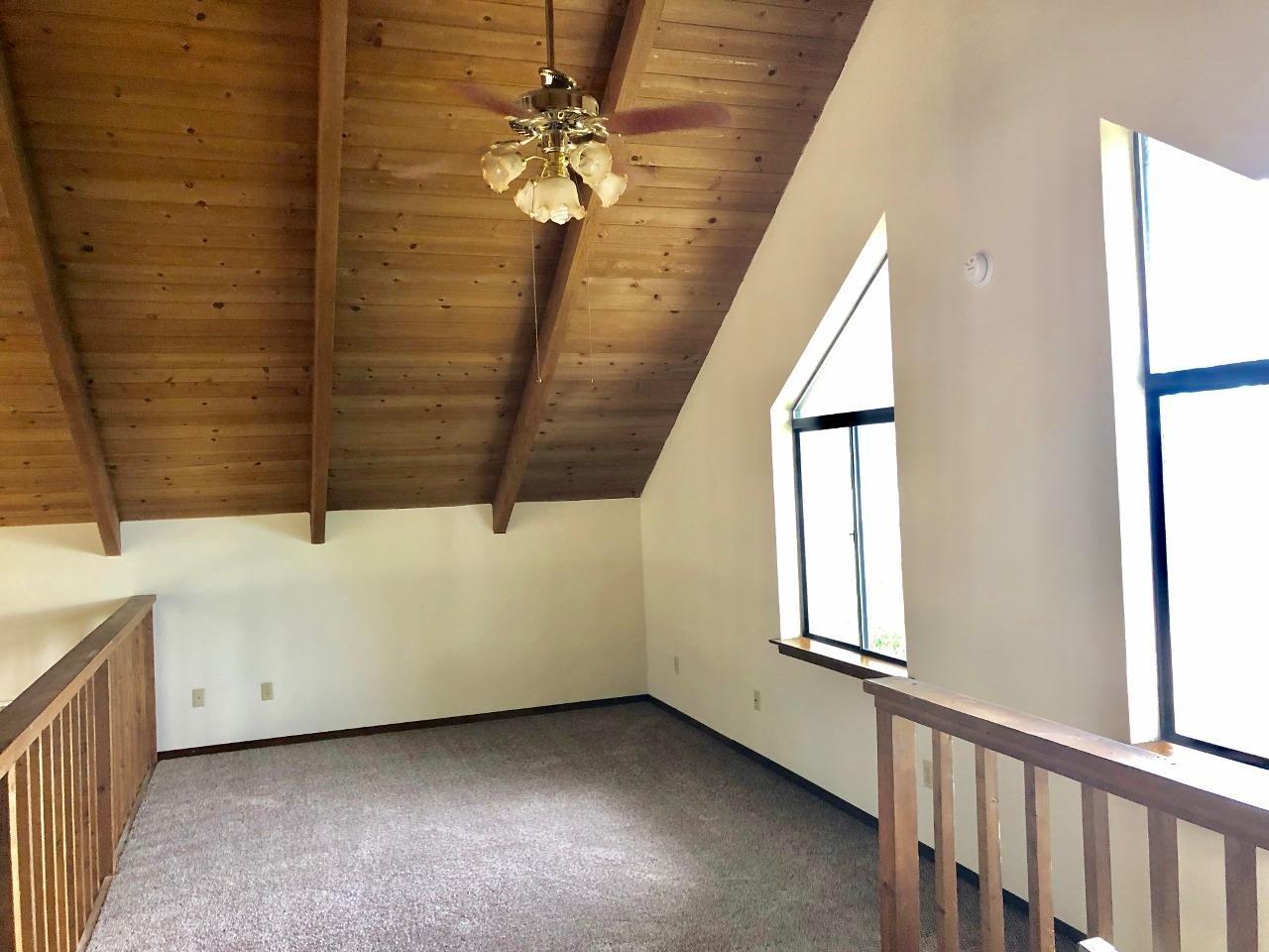 30449 Corral Dr, Coarsegold, CA 93614