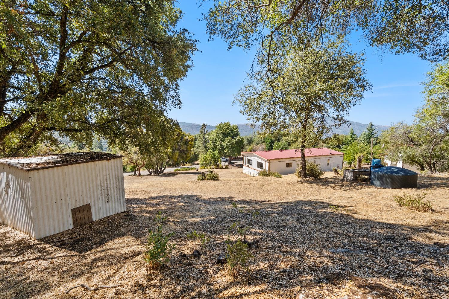 40882 Jean Rd E, Oakhurst, CA 93644