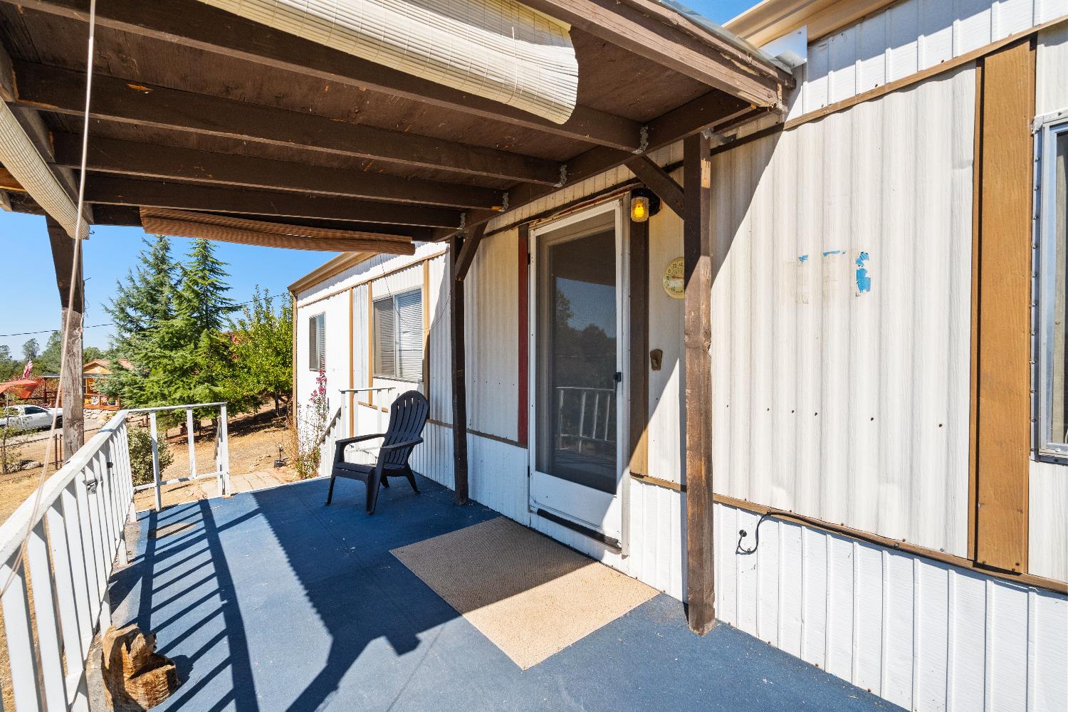 40882 Jean Rd E, Oakhurst, CA 93644