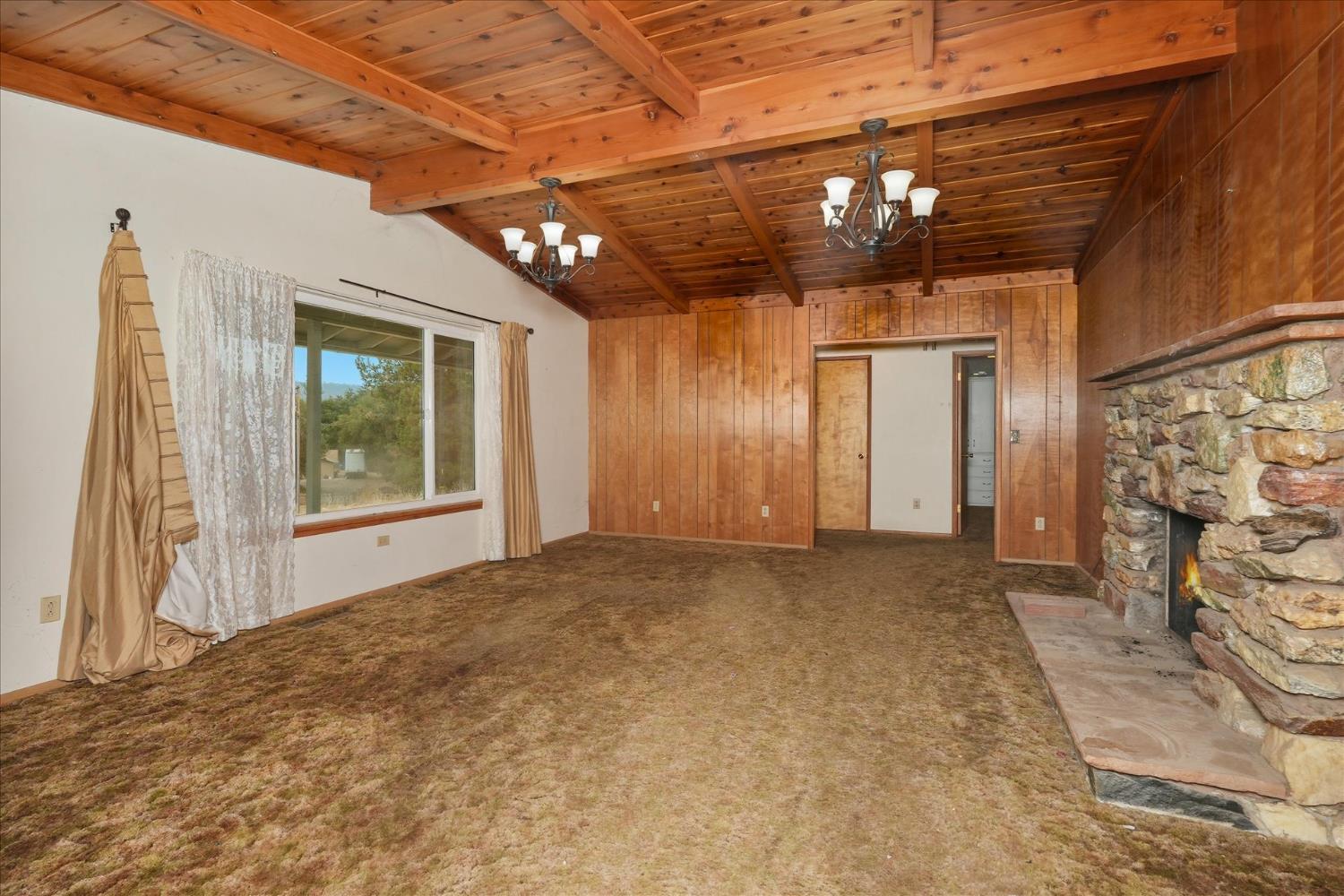 41409 Miami Way, Oakhurst, CA 93644