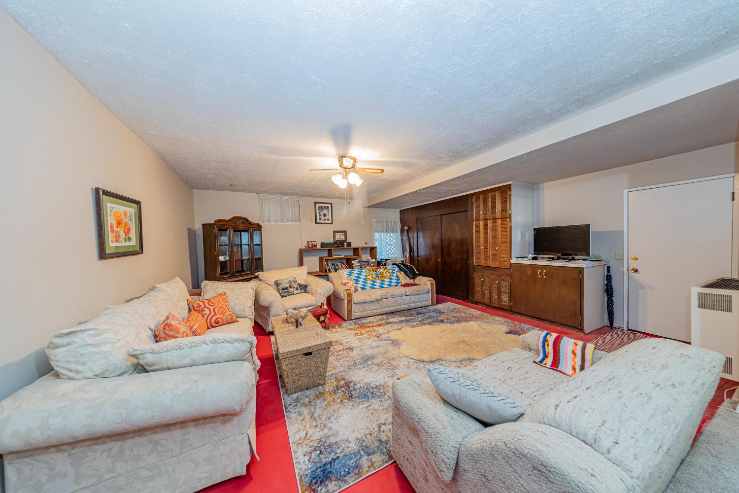 42585 Buckeye Rd, Oakhurst, CA 93644